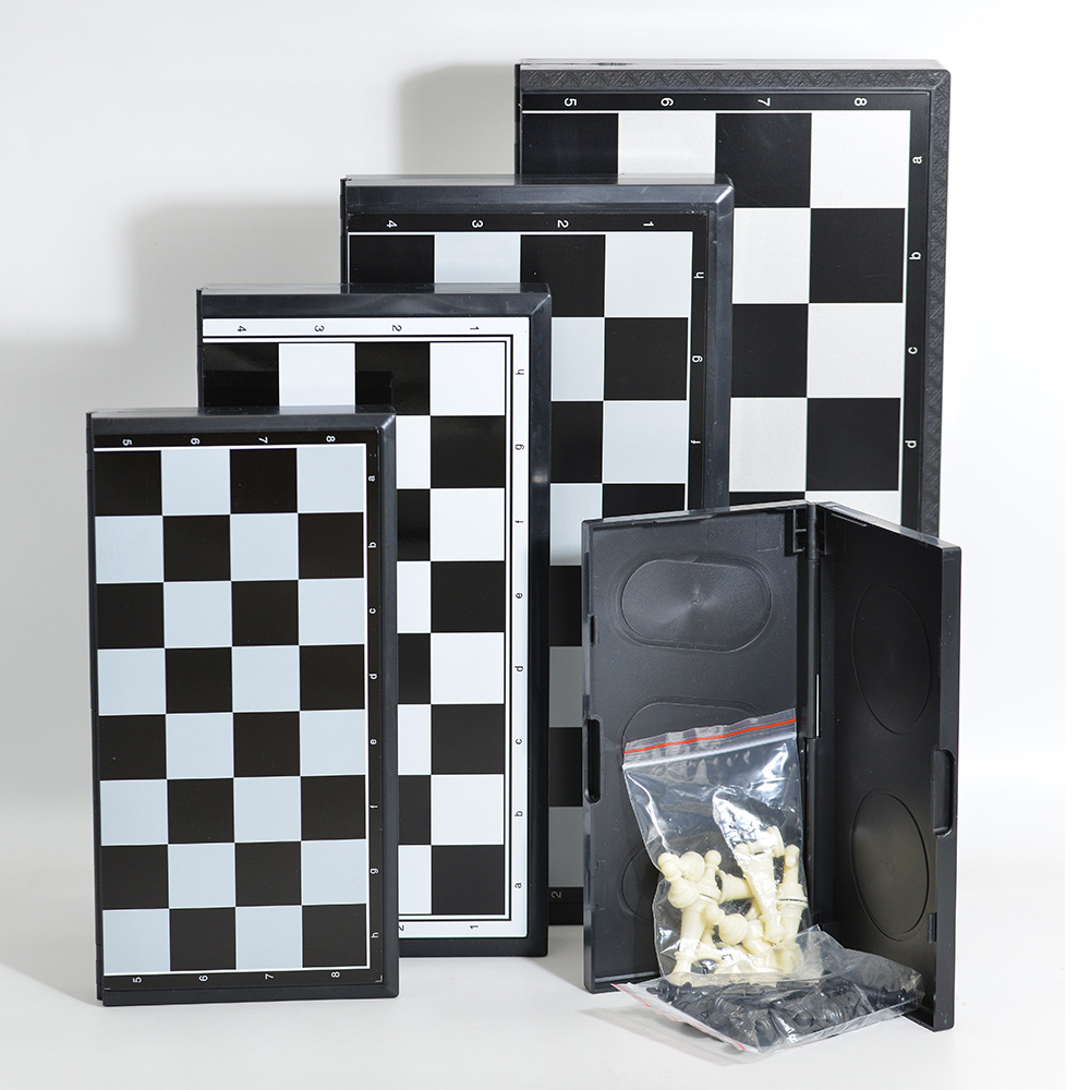 Opvouwbaar magnetisch schaakbo - Board Game Yearbook recensie en prijs