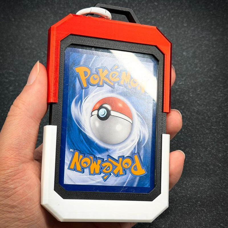 Poke Ball verticale kaarthoude - Board Game Design recensie en prijs