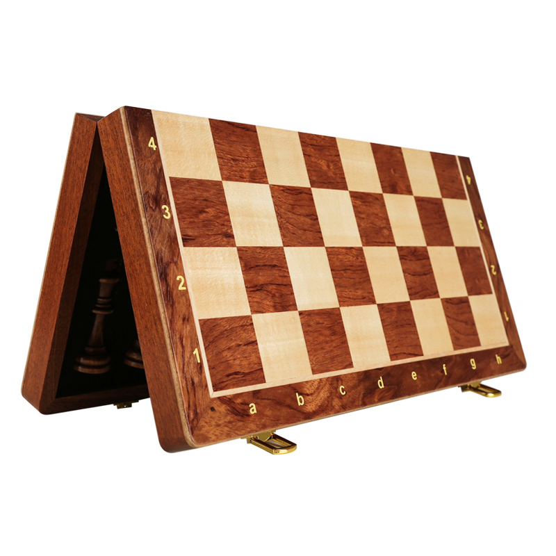 34PCS luxe schaakspel, 39x39 o - Board Game Yearbook recensie en prijs